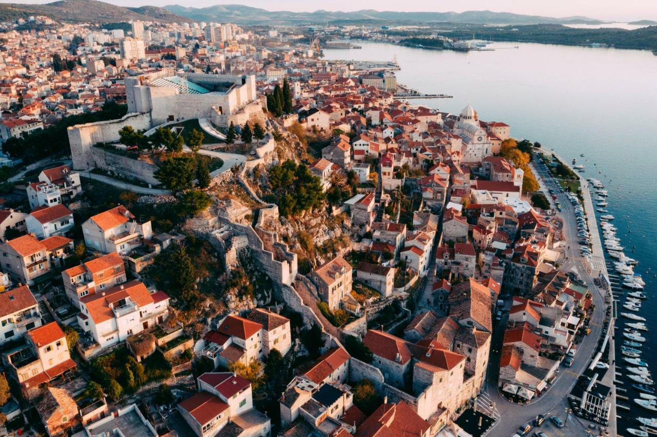 Apartments Nakic Šibenik Exterior foto